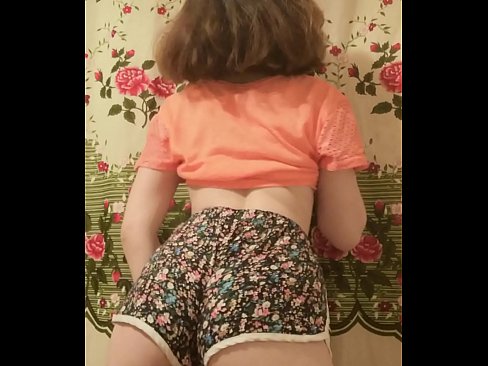 ❤️ Szexi fiatal csaj vetkőzteti le a rövidnadrágját a kamera előtt. ❤️ Pornó videó at hu.analpics.ru ❌️❤